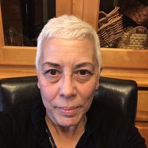 Meet your Posher, Darlene